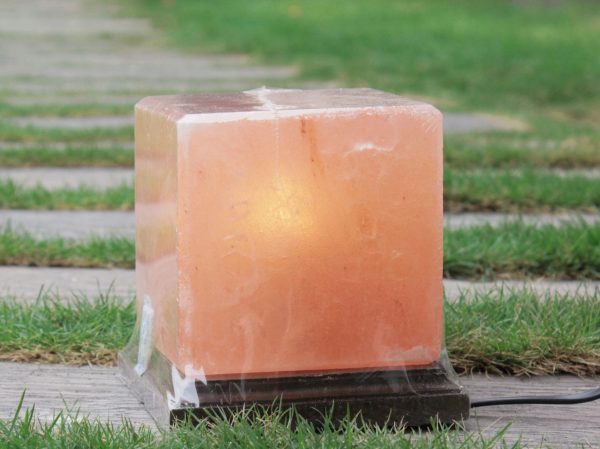 Himalayan Pink Salt Cube Shape Lamp - Hub Salt eShop