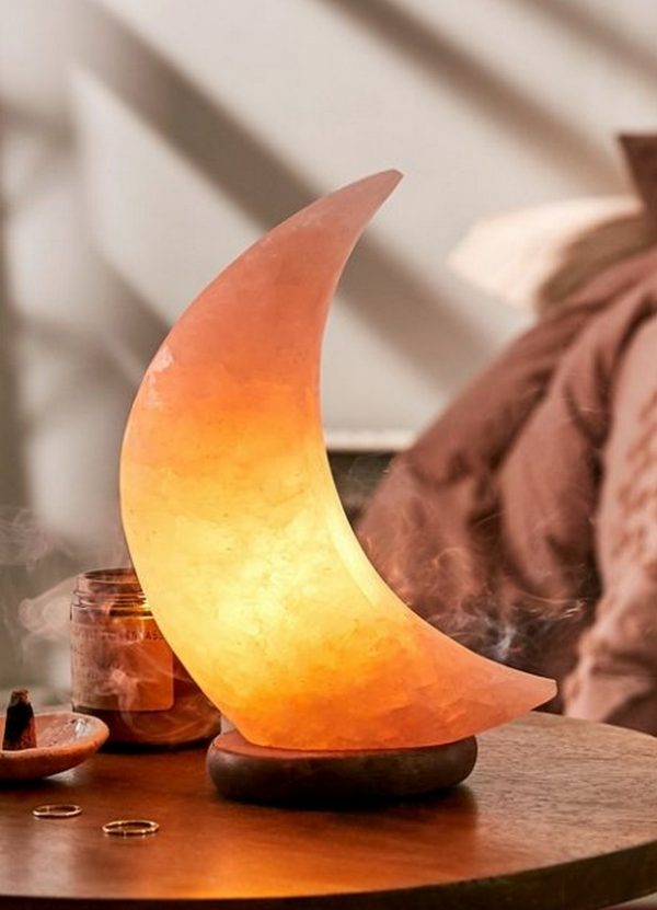 Crescent-moon-lamp